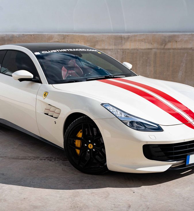 Ferrari GTC4 Lusso T